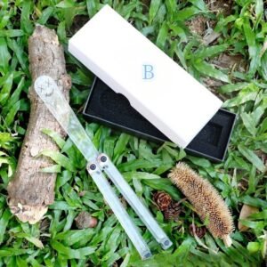 Transparent coltello butterfly Uncut Training coltello coltello pieghevole Flinging coltello Plastic pc Squid Smiley Joker